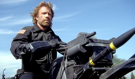 http://mirtankov.su/sites/default/files/imagecache/full_page_600px/img/chuck-norris.jpg