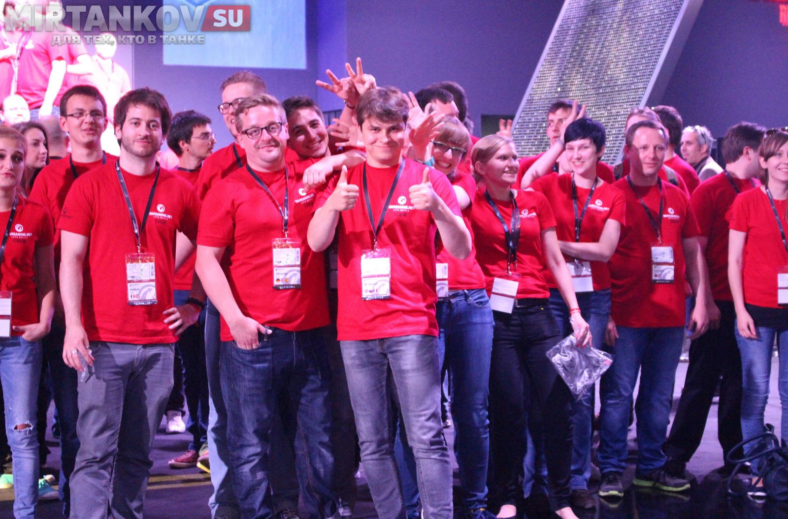 команда wargaming на выставке gamescom 2014